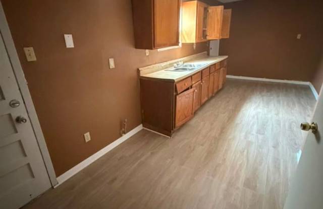 House For Rent 1948 Glasshouse St. Beaumont 77703 Gallery 3