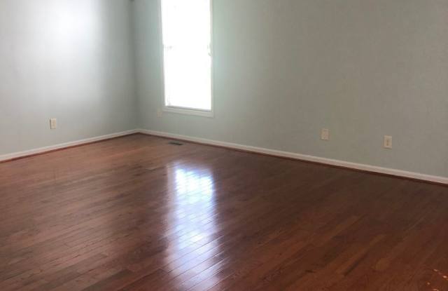 113 Murray Hill Dr. Gallery 3