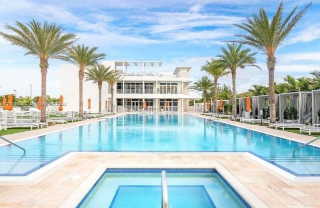 10222 NW 64th Way - 10222 NW 64th Way, Doral, FL 33178