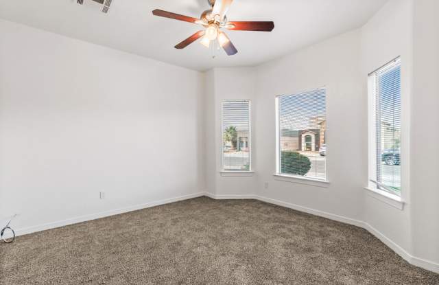 12820 Cozy Cove Avenue photos photos
