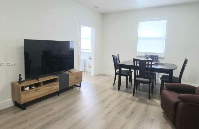 2546 SW 8th St photos photos 2546 SW 8th St photos photos