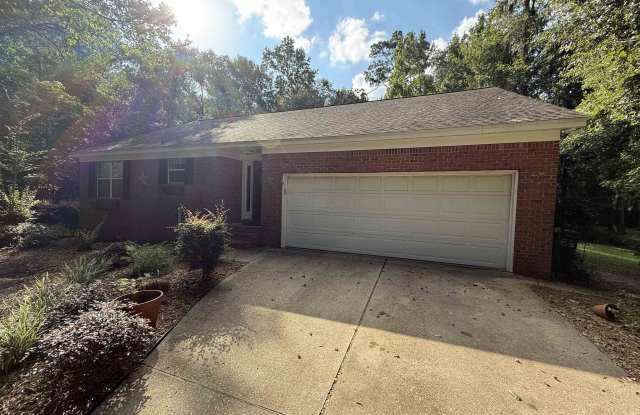 1584 Chadwick Way photos photos