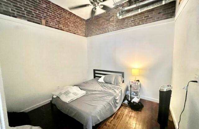 33 Thacher Gallery 4