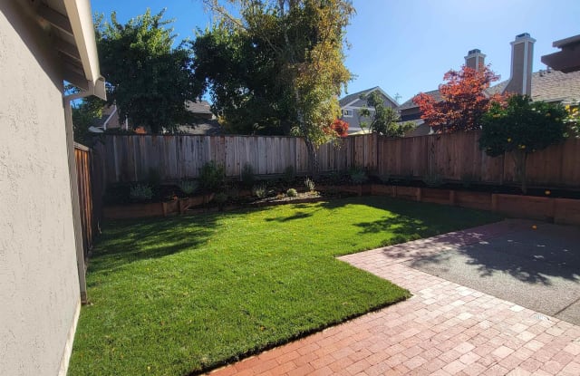 1105 Sunshine Cir - 1105 Sunshine Circle, Danville, CA 94506