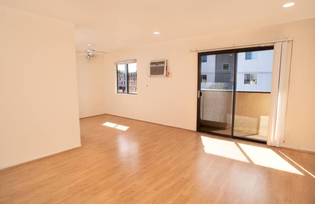 4708 Vista Del Monte- 4 Gallery 2