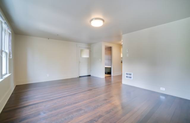 1029 Northeast 70th Street - 2 Gallery 4