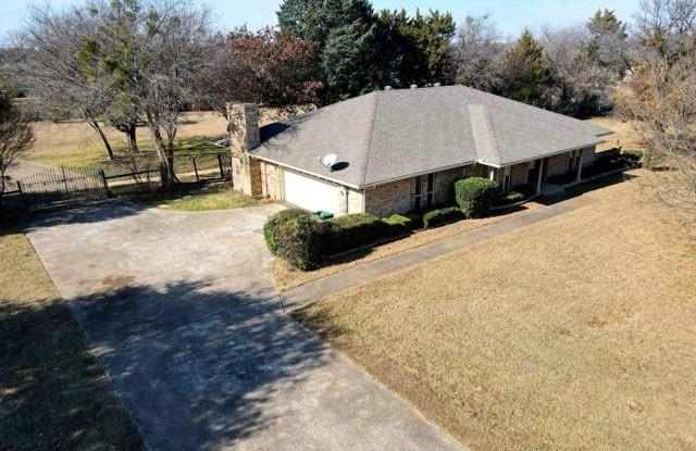 1233 Hilltop Drive - 1233 Hilltop Drive, Cedar Hill, TX 75104