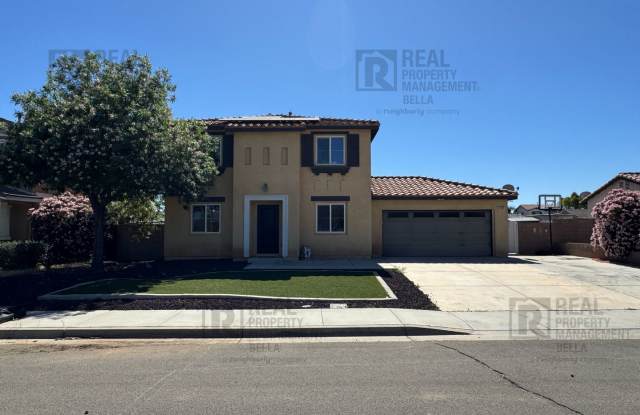 Spacious 4-Bedroom Menifee Home with Downstairs Bedroom  Modern Kitchen photos photos