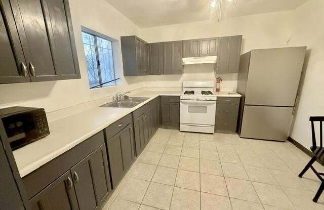 66414 Acoma Avenue Gallery 4