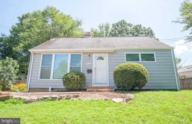 3155 HOLLOWAY RD - 3155 Holloway Road, West Falls Church, VA 22042