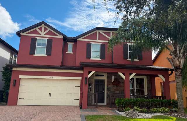 STUNNING 5-BEDROOM HOME + OFFICE + BONUS ROOM | LAKE VIEW | SOLAR PANELS | TESLA CHARGER Gallery 1