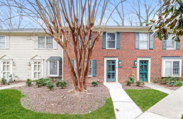 4627 Lawndale Dr photos photos