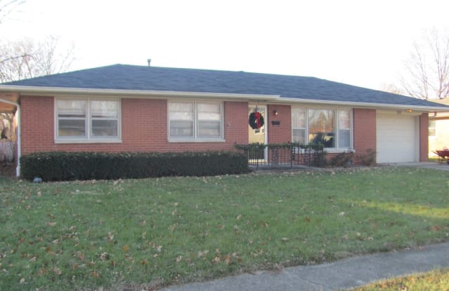 312 Wayside Dr - 312 Wayside Drive, Plainfield, IN 46168