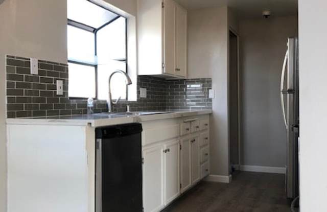 3690 Avocado Village Ct Gallery 2