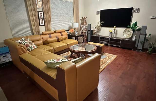 1013 Ridgeview Dr Gallery 4
