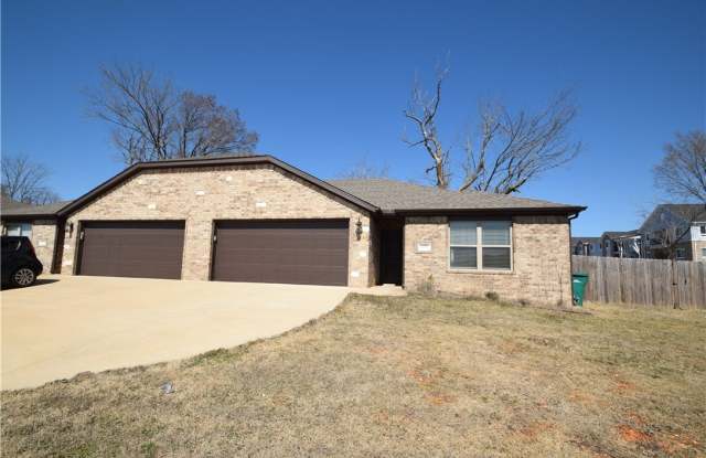 1572 Sandpiper Street photos photos
