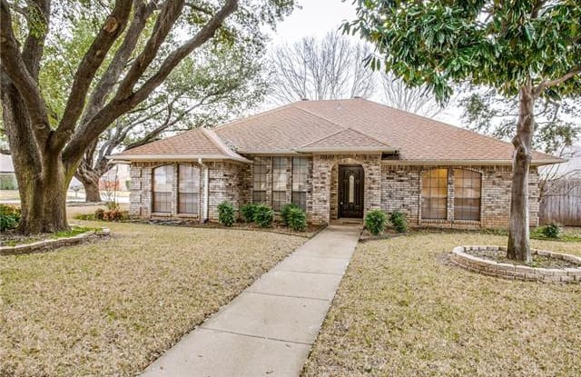 616 Ashcroft Drive - 616 Ashcroft Drive, Grapevine, TX 76051