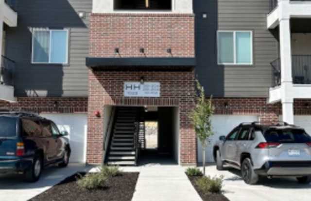 Modern 3-Bedroom Condo for Rent in Lehi – Built in 2024 - 1023 Sawtooth Way, Saratoga Springs, UT 84043 Modern 3-Bedroom Condo for Rent in Lehi – Built in 2024 - 1023 Sawtooth Way, Saratoga Springs, UT 84043
