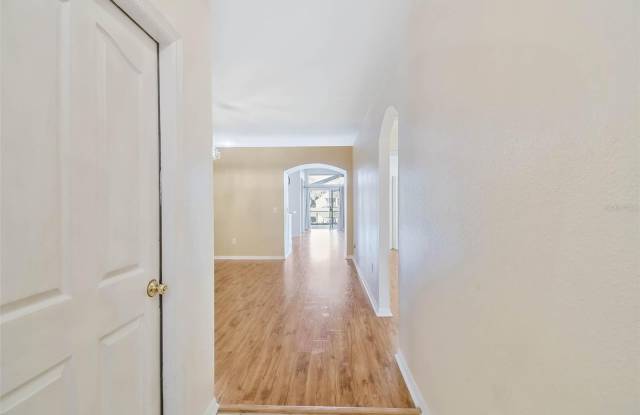 9909 BRIDGETON Drive Gallery 4