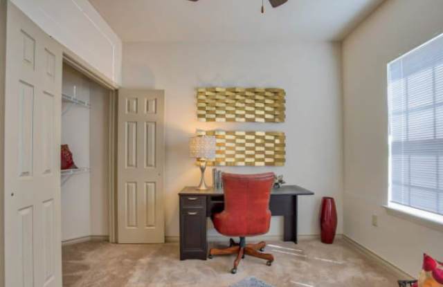 1471 Barnes Dr Gallery 3