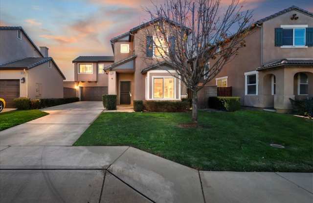 ***MOVE IN READY*** Home in a Gated San Bernardino Community - 2629 West Via San Miguel, San Bernardino, CA 92410