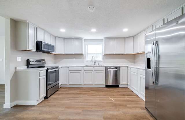 Newly Renovated Home on 1 Acre Lot in South Effingham! - 144 Old Oak Road, Effingham County, GA 31312