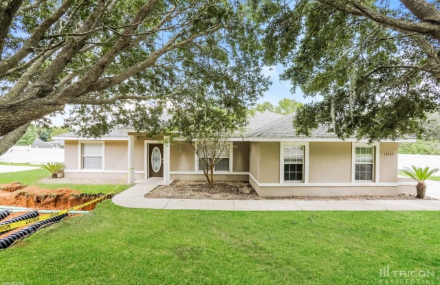 17623 Virginia Circle - 17623 Virginia Circle, Montverde, FL 34756
