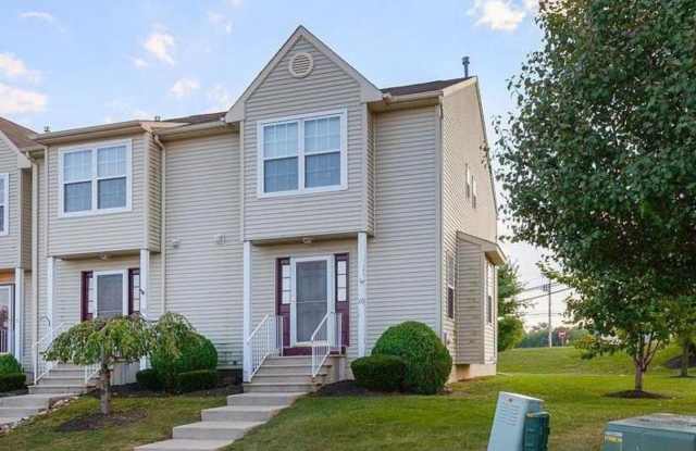 69 YELLOWWOOD COURT photos photos
