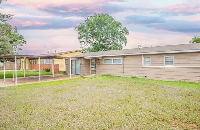 Wow! Super Cute 4/2 in Amazing Central Location! Just Minutes from Tech, Medical District! Gallery 3