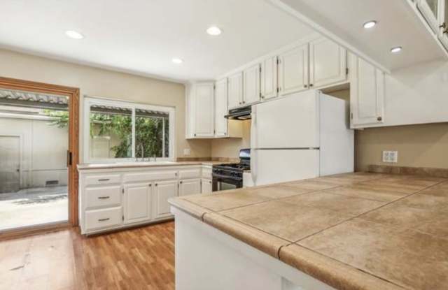 11883 Fallingleaf Cir Gallery 1
