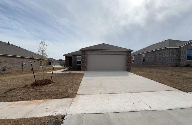 A Very Spacious and Beautiful 3 Bedroom 2 Bath Home in Yukon Schools photos photos A Very Spacious and Beautiful 3 Bedroom 2 Bath Home in Yukon Schools photos photos