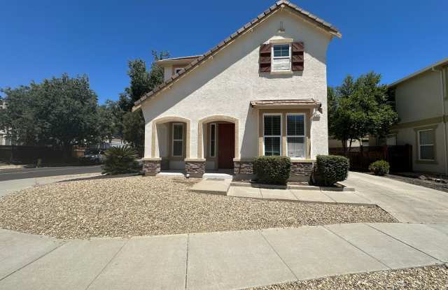 Brighton Station Beauty, 5 Bedroom. 3 Baths Brentwood Home photos photos