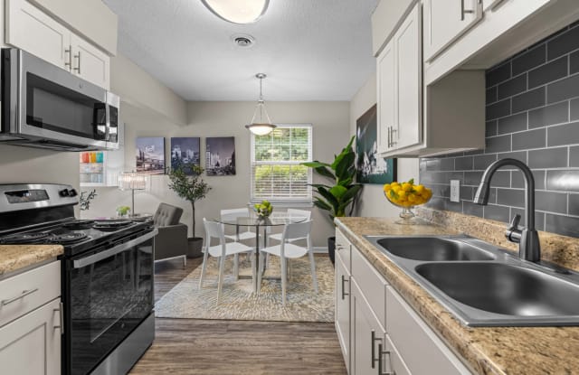 Woodland Creek Apartments photos photos