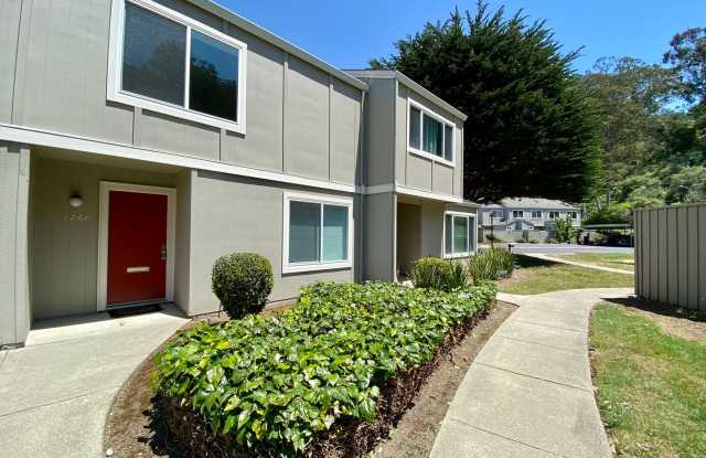 Newly Renovated Condo with NEW KITCHEN  Swimming Pool! - 1268 Rosita Road, Pacifica, CA 94044