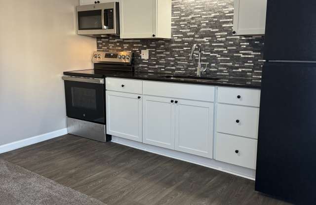 121 W Ohio St photos photos