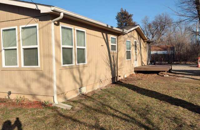 1503 Osborne St photos photos