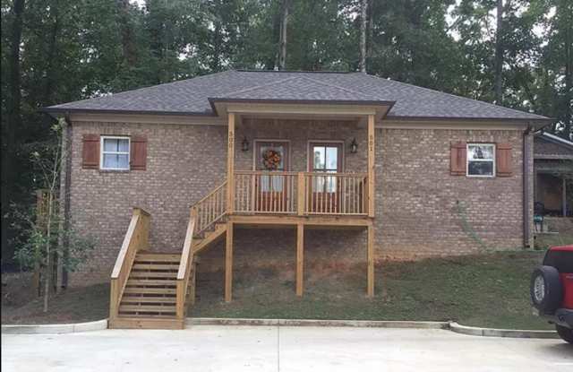 1 Bed/1 Bath Riley Cove Gallery 1