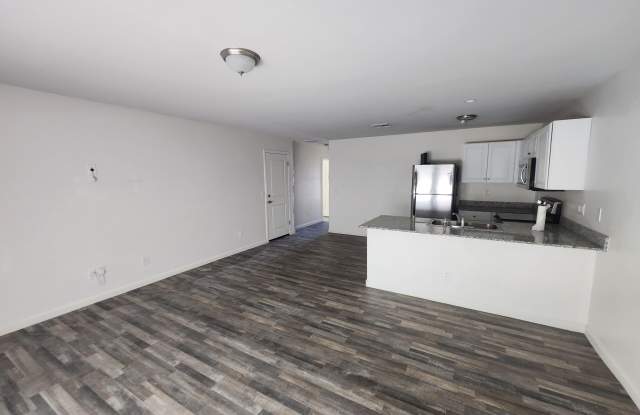 158 W TAYLOR Avenue Gallery 3