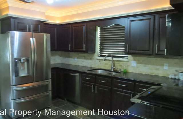 18726 Candleview Drive Gallery 3
