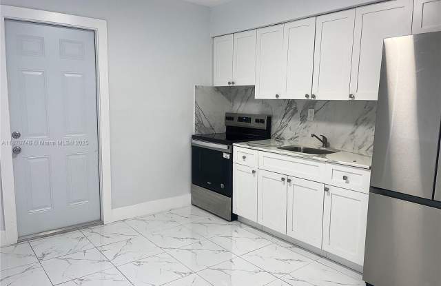 1614 NW 46th St photos photos