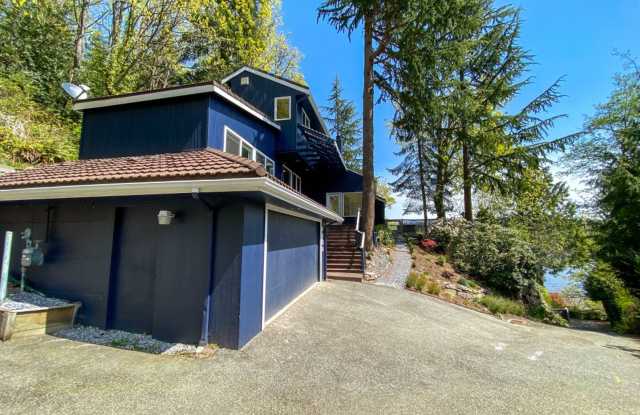 4Bd/4Ba Mercer Island Home Gallery 3