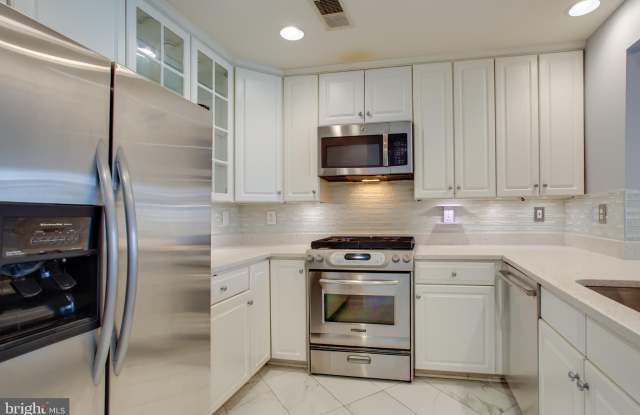 2310 14TH Street N unit: 402 - 2310 14th Street North, Arlington, VA 22201