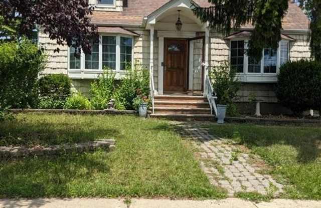 23 Runyon Avenue - 23 Runyon Avenue, Middlesex County, NJ 08817 23 Runyon Avenue - 23 Runyon Avenue, Middlesex County, NJ 08817