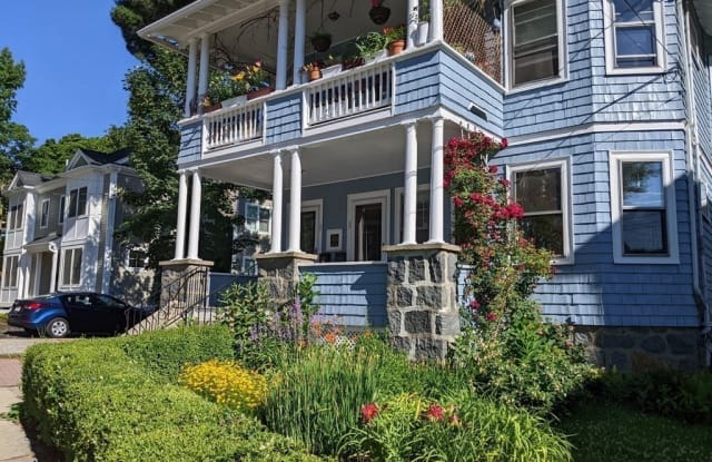 30 Neponset Ave - 30 Neponset Avenue, Boston, MA 02131