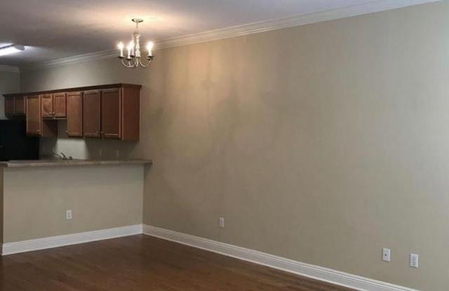 5192 Arlington Ct Gallery 2