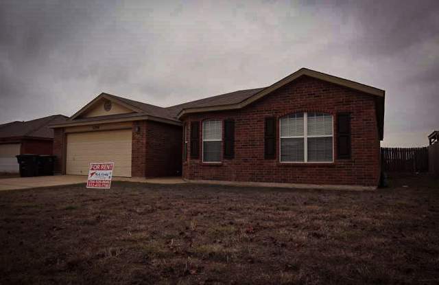 5208 Bridle Dr photos photos