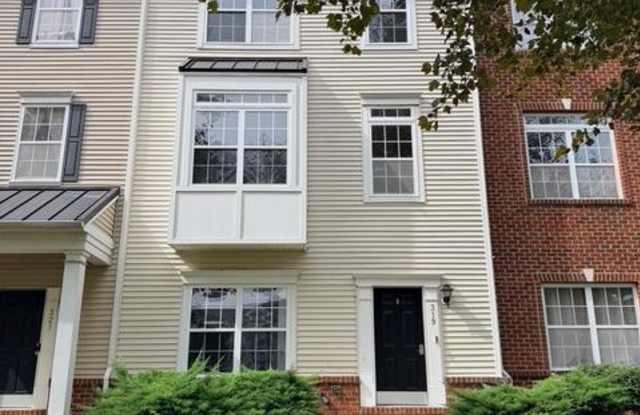 319 South Parkway Drive Gallery 1