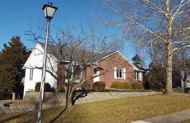 4 bed/ 3 baths Single Family Home Gallery 3