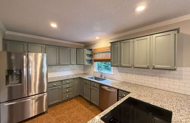 6714 Amberley Lane Gallery 4