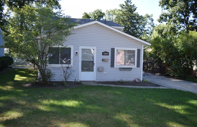 184 Vanda Ave - 184 Vanda Ave Avon, Avon Lake, OH 44012